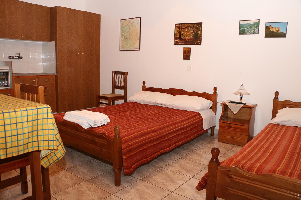 Μαλεάτης Απόλλων Παραδοσιακός Ξενώνας Κοσμάς Δωμάτιο φωτογραφία